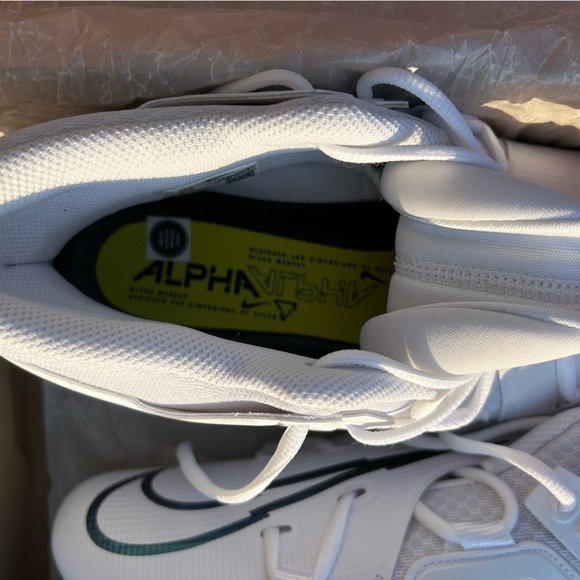 BRAND NEW NIKE ALPHA MENACE PRO 3 FOOTBALL CLEATS - Picture 7 of 8